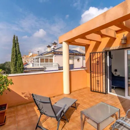 Chalet Con Salon Con Chimenea Dağ evi Alicante